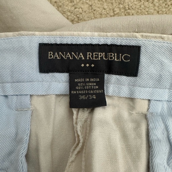 Banana Republic Men’s Pants - Picture 3 of 3